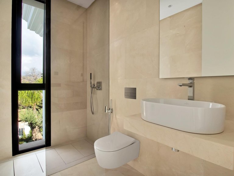 Apartment for Sale in Marbella, Malaga 30