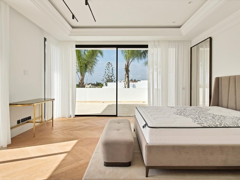 Apartment for Sale in Marbella, Malaga 38