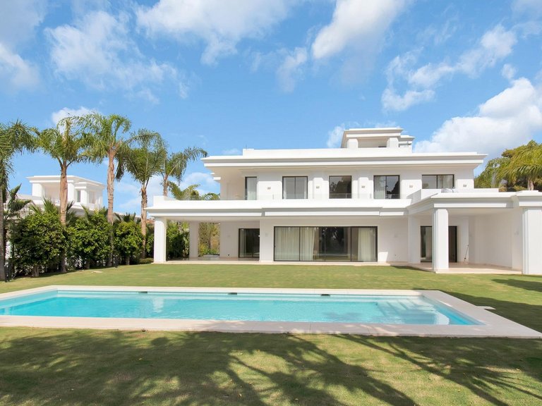 Apartment for Sale in Marbella, Malaga 4