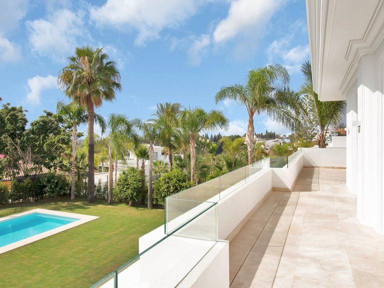 Apartment for Sale in Marbella, Malaga 47