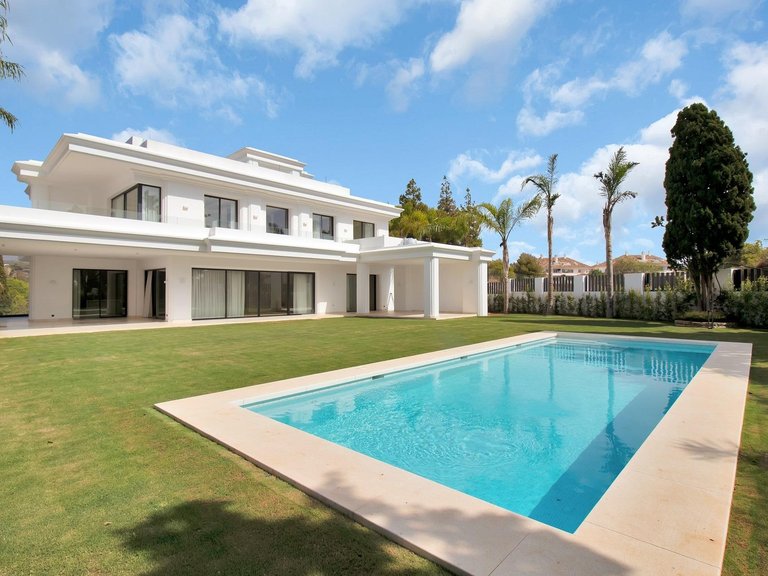 Apartment for Sale in Marbella, Malaga 63