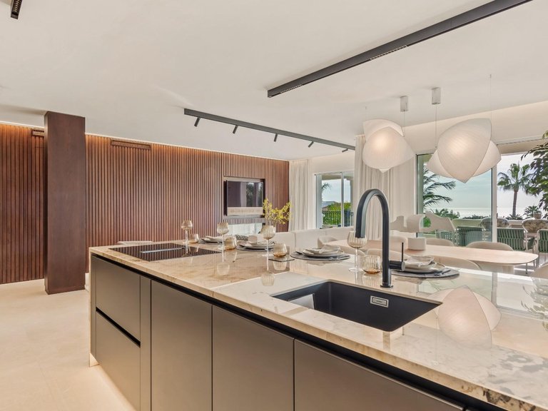 Apartment for Sale in Marbella, Malaga 8