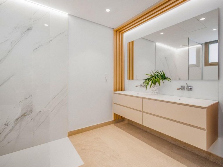 Apartment for Sale in Benahavis, Malaga 13