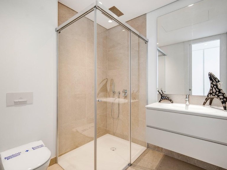 Apartment for Sale in Benahavis, Malaga 21