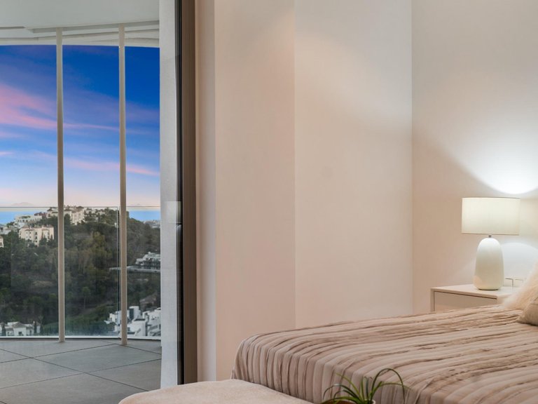 Apartment for Sale in Benahavis, Malaga 33