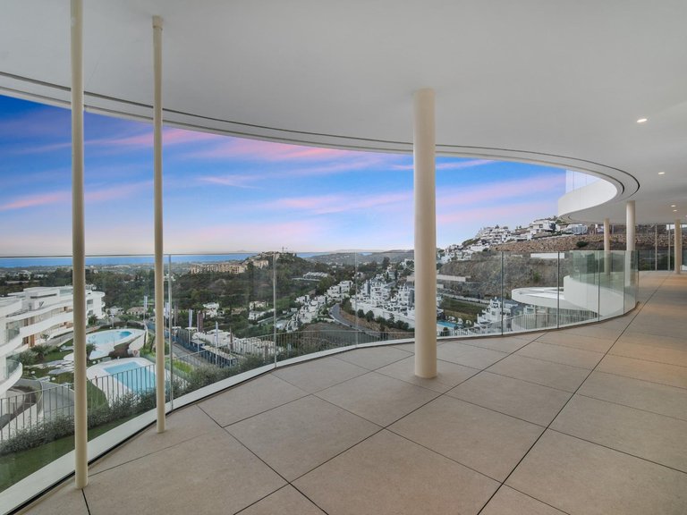 Apartment for Sale in Benahavis, Malaga 58