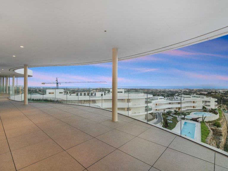 Apartment for Sale in Benahavis, Malaga 60