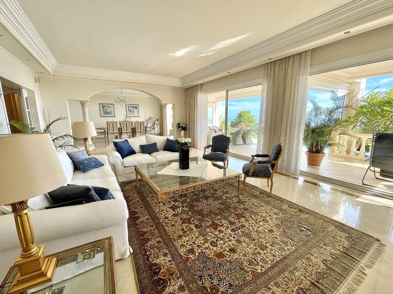 Villa for Sale in Marbella, Malaga 8
