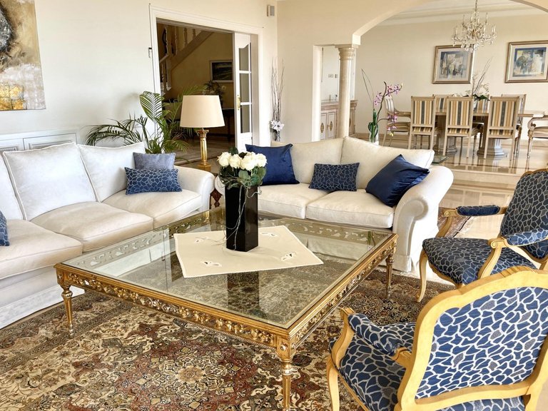 Villa for Sale in Marbella, Malaga 9