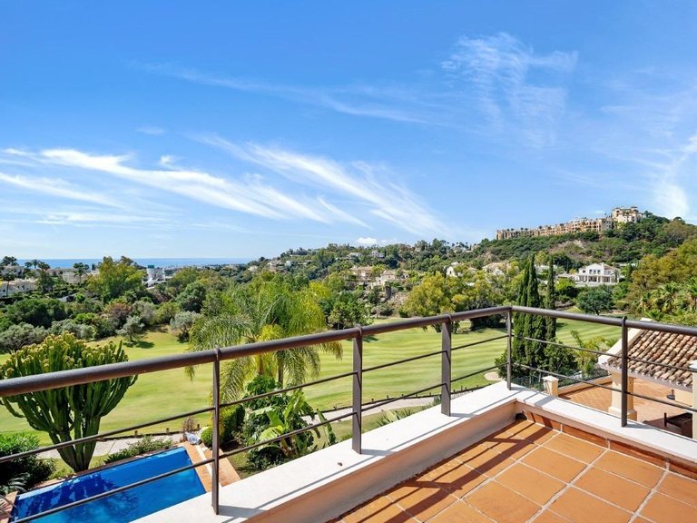 Villa for Sale in Benahavis, Malaga 12