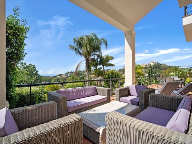 Villa for Sale in Benahavis, Malaga 26