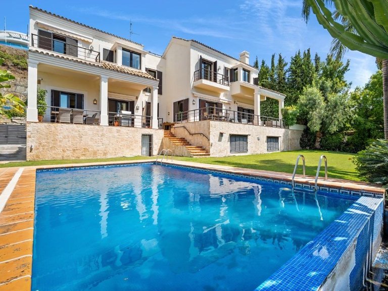 Villa for Sale in Benahavis, Malaga 3