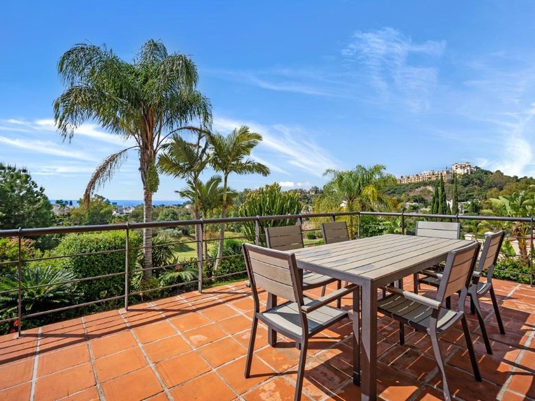 Villa for Sale in Benahavis, Malaga 32