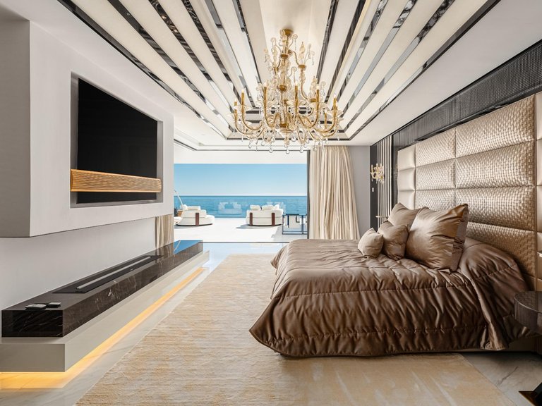 Apartment for Sale in Estepona, Malaga 7
