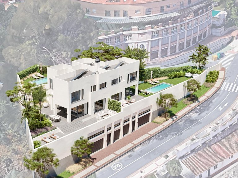 Town House for Sale in Málaga, Malaga 1