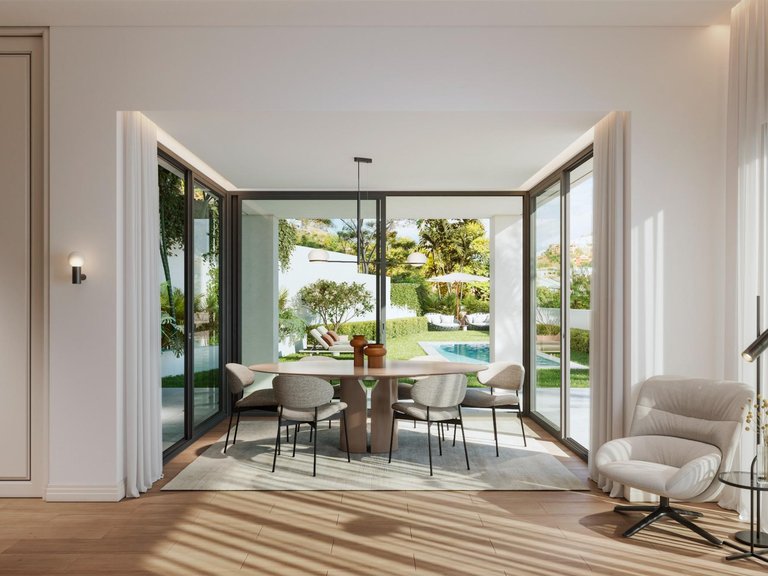 Town House for Sale in Málaga, Malaga 2