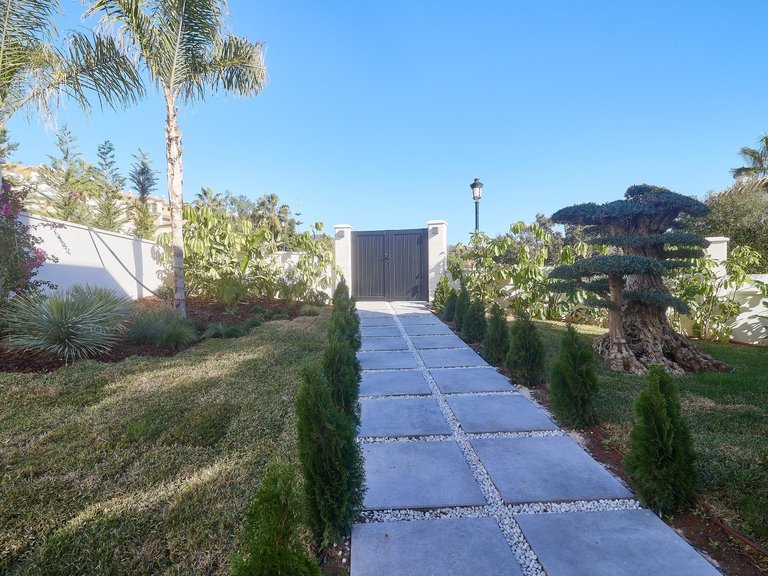 Apartment for Sale in Marbella, Malaga 62