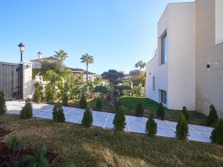Apartment for Sale in Marbella, Malaga 63