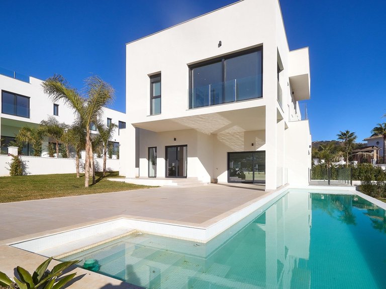 Apartment for Sale in Marbella, Malaga 64