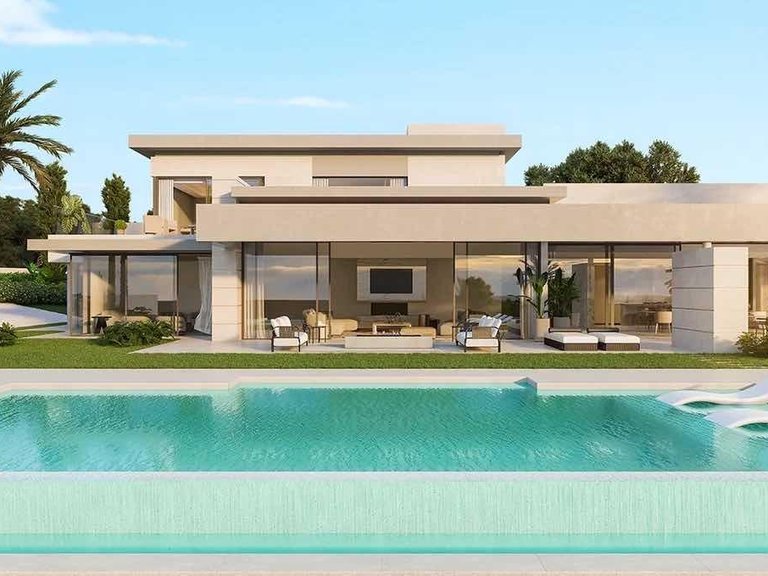 Villa for Sale in Marbella, Malaga 1