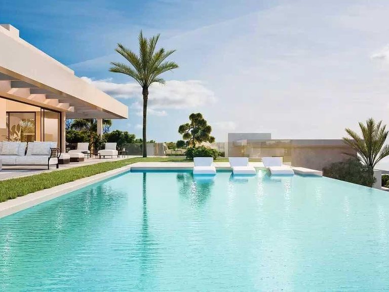 Villa for Sale in Marbella, Malaga 18