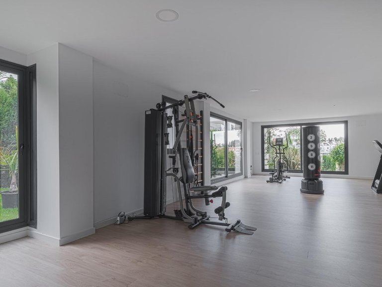 Apartment for Sale in Marbella, Malaga 16