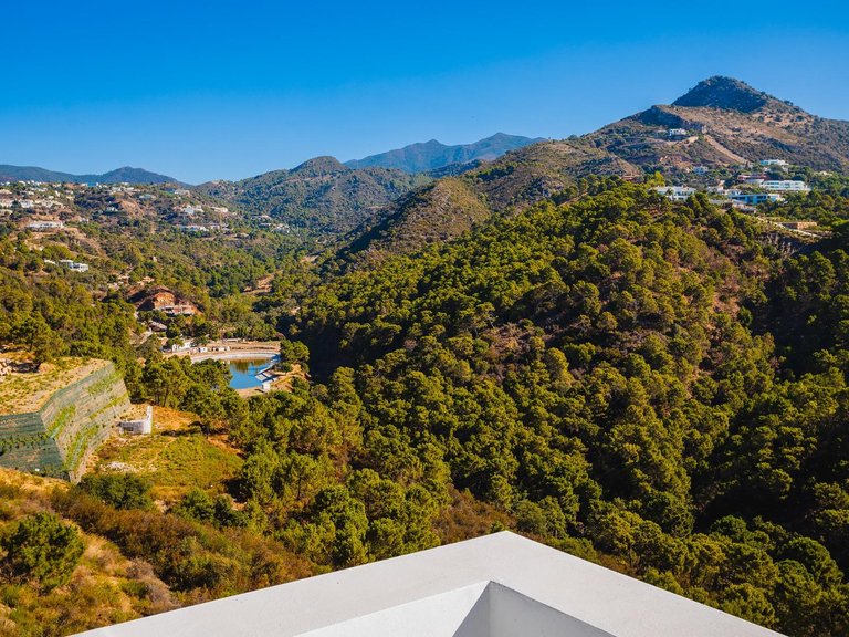 Apartment for Sale in Benahavis, Malaga 54