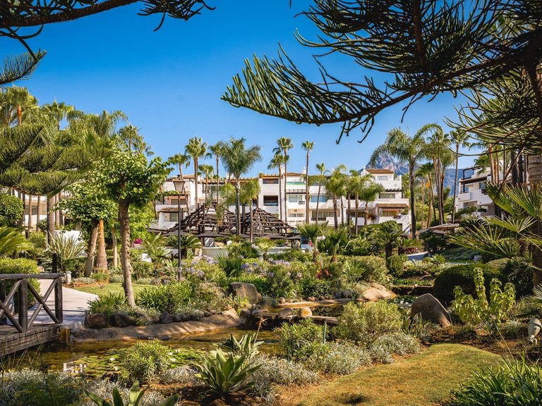 Apartment for Sale in Marbella, Malaga 36