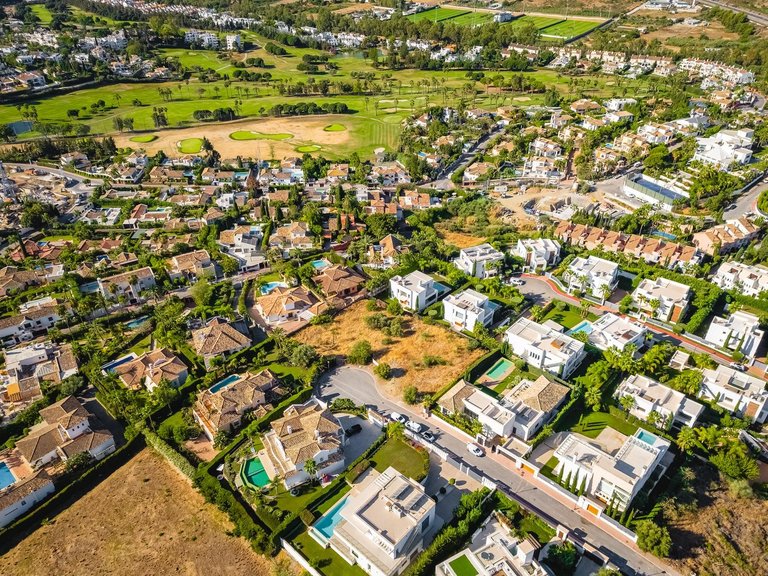 Plot for Sale in Marbella, Malaga 20