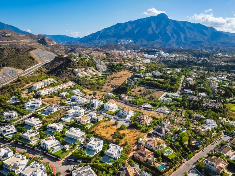 Plot for Sale in Marbella, Malaga 23