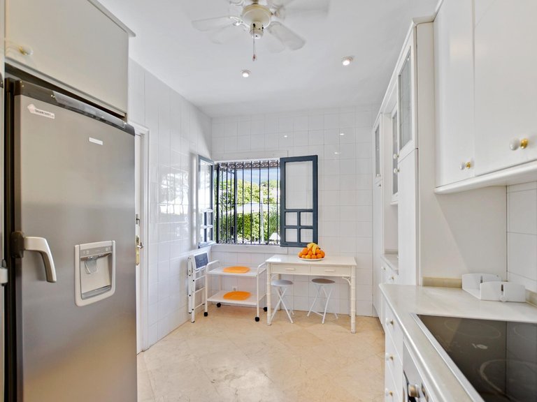 Town House for Sale in Marbella, Malaga 19