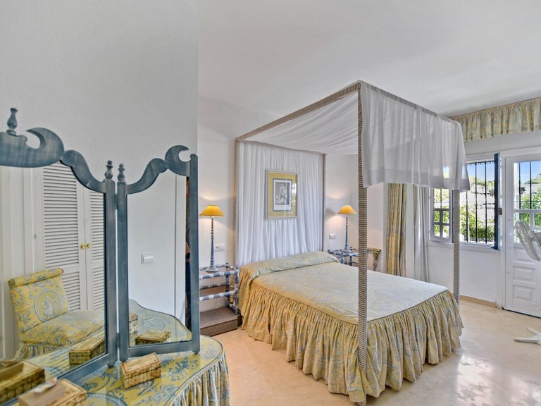 Town House for Sale in Marbella, Malaga 23