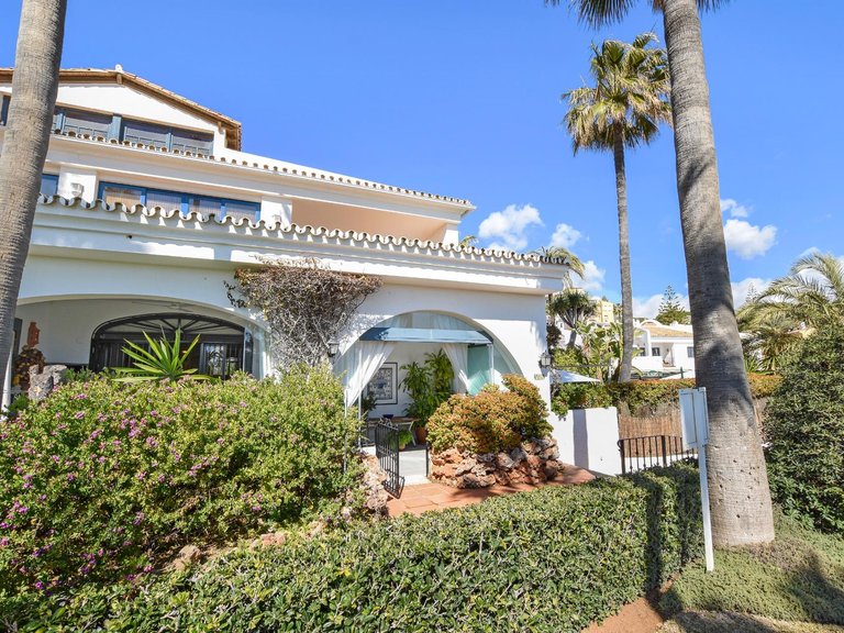Apartment for Sale in Marbella, Malaga 69