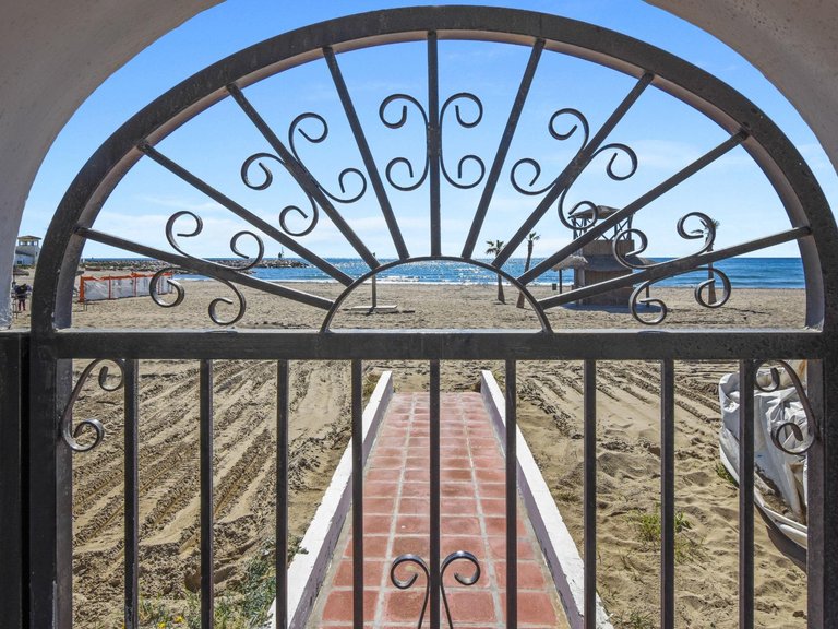 Apartment for Sale in Marbella, Malaga 77