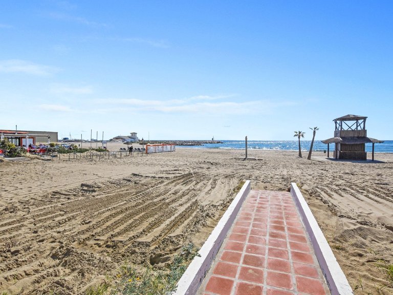 Apartment for Sale in Marbella, Malaga 78