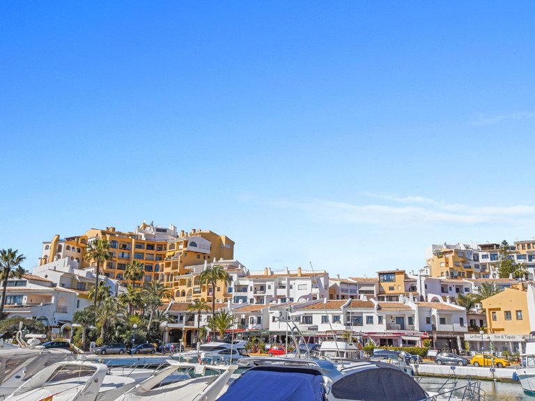Apartment for Sale in Marbella, Malaga 89