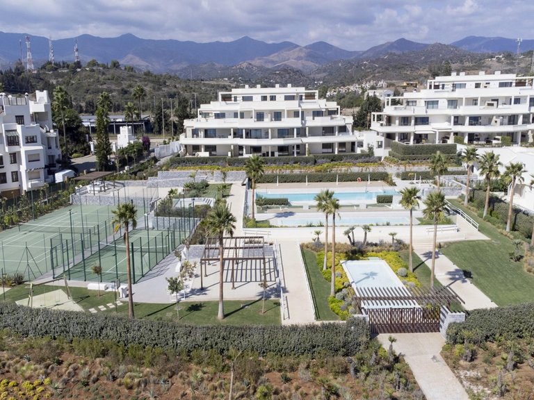 Apartment for Sale in Estepona, Malaga 2