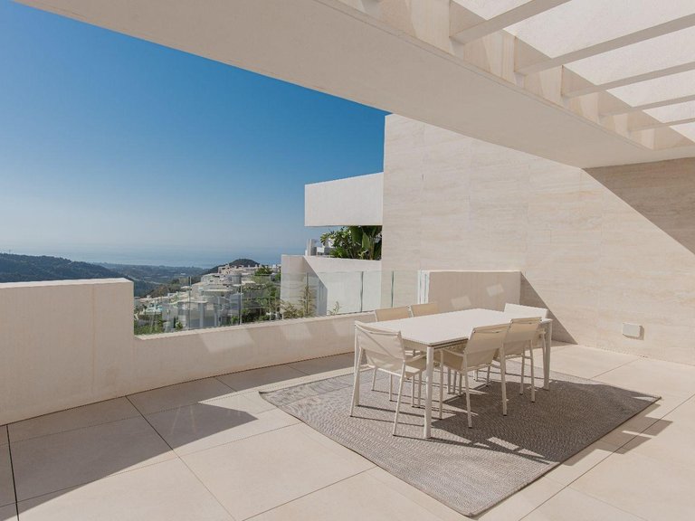 Apartment for Sale in Ojen, Malaga 5