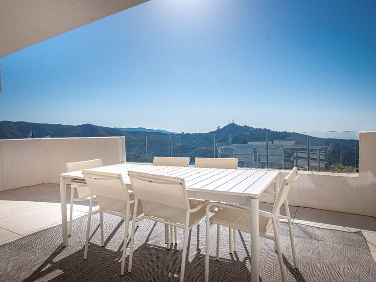 Apartment for Sale in Ojen, Malaga 6