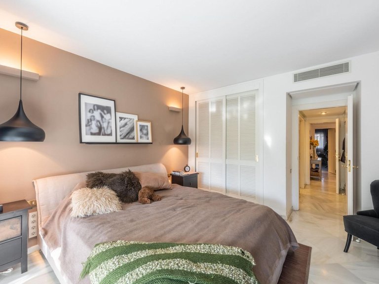 Apartment for Sale in Marbella, Malaga 13