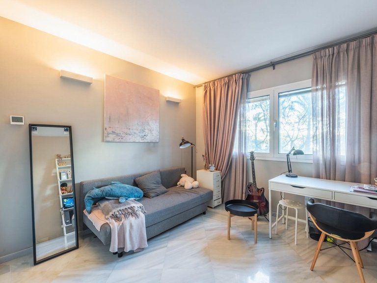 Apartment for Sale in Marbella, Malaga 15