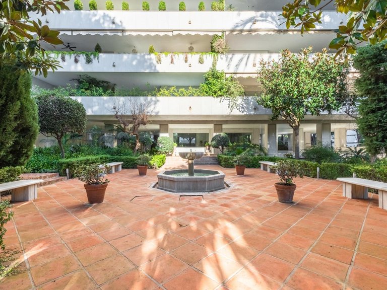 Apartment for Sale in Marbella, Malaga 20