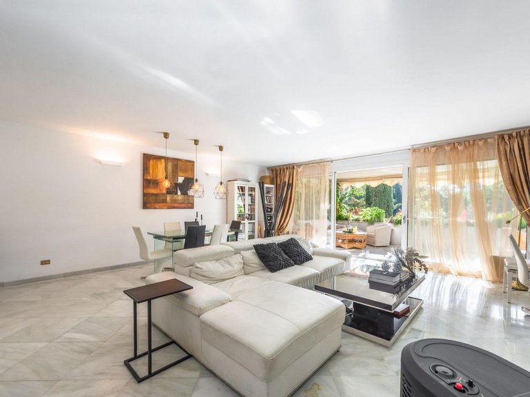 Apartment for Sale in Marbella, Malaga 8