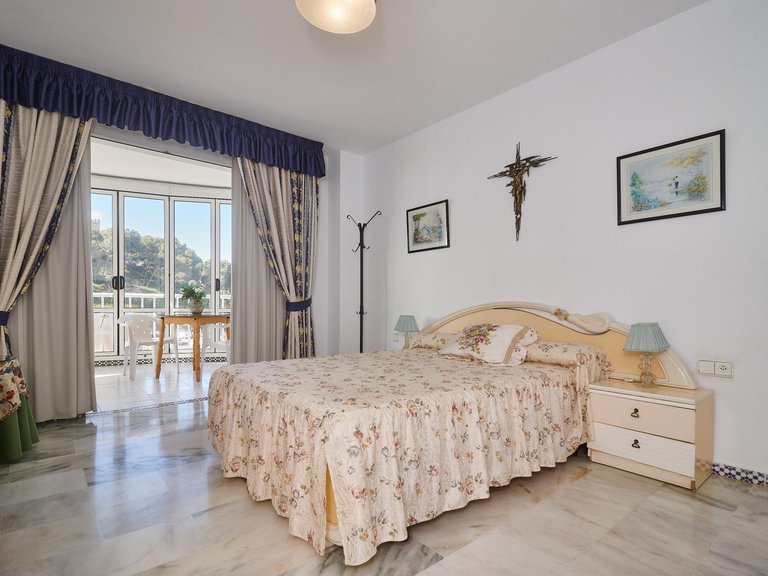 Apartment for Sale in Fuengirola, Malaga 16