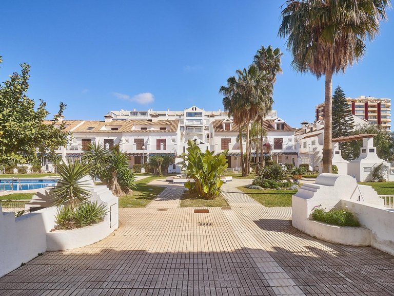 Apartment for Sale in Fuengirola, Malaga 38