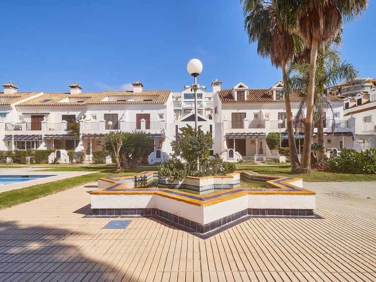 Apartment for Sale in Fuengirola, Malaga 43