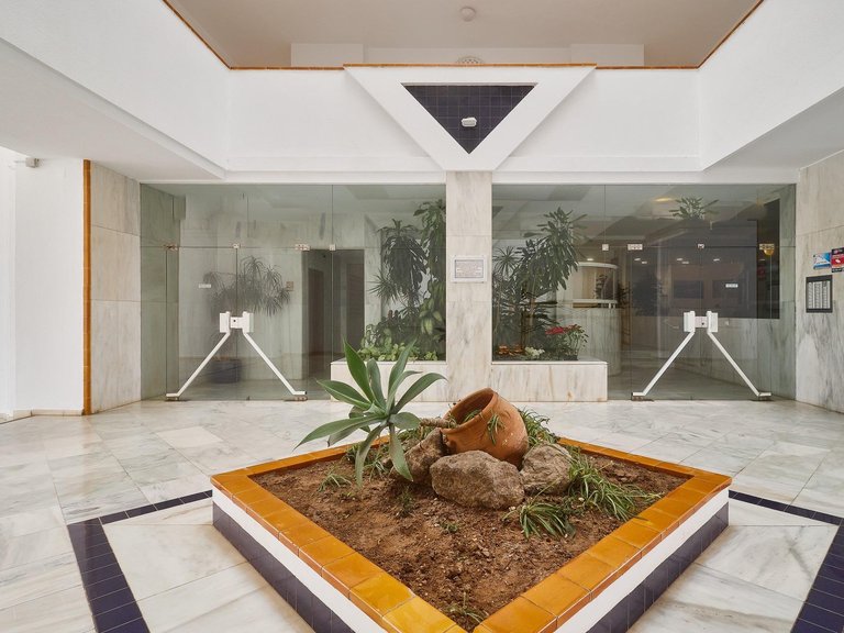 Apartment for Sale in Fuengirola, Malaga 35
