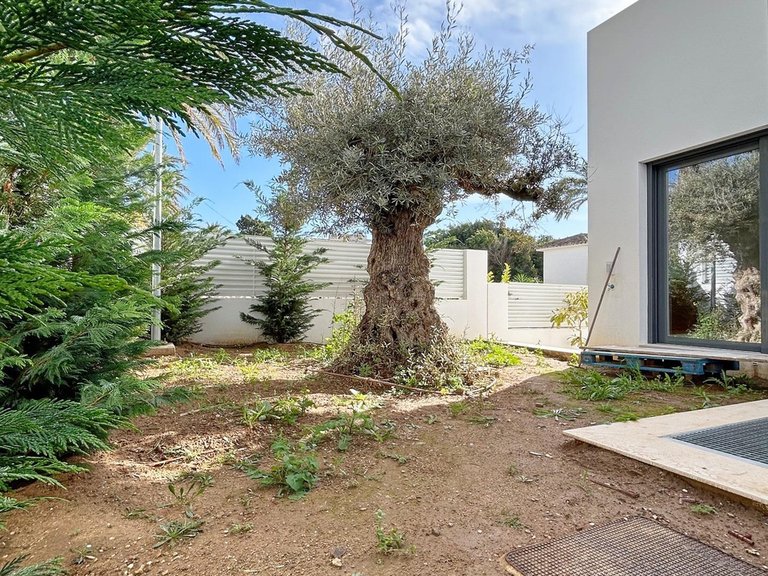 Apartment for Sale in Marbella, Malaga 51