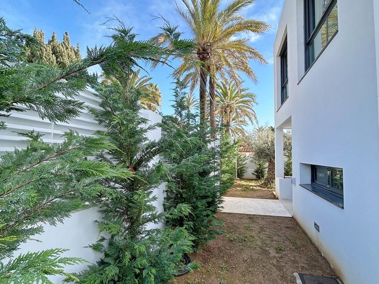 Apartment for Sale in Marbella, Malaga 52