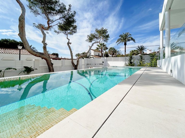 Apartment for Sale in Marbella, Malaga 55